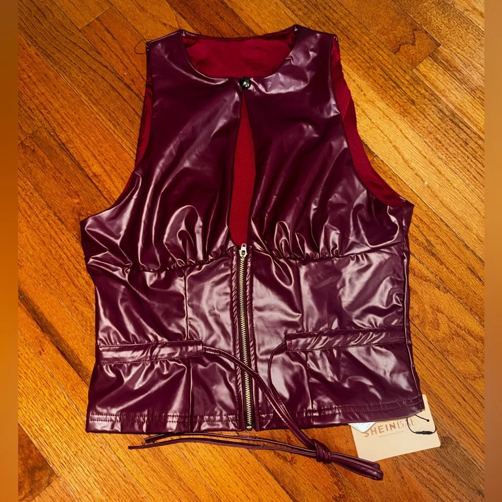 NWT SHEIN Burgundy Faux Leather Drawstring Corset Crop Top - Picture 3 of 7